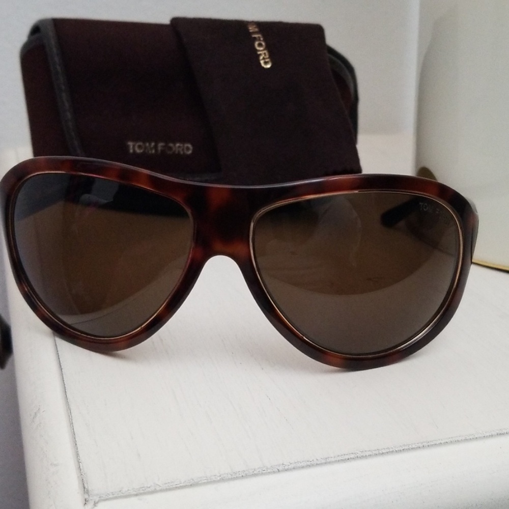 Tom Ford Tortoiseshell Sunglasses - image 1